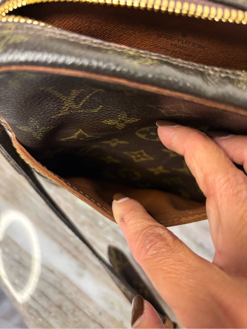 Louis Vuitton Vintage Monogram Danube PM Crossbody Bag France Mini Reporter - Picture 14 of 14
